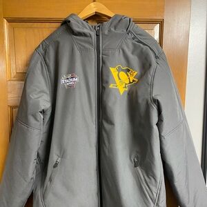 Pittsburgh Penguins 2019 Fanatics Stadium Series men’s size L jacket.  Brand New